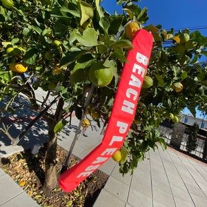 Victoria’ s Secret PINK Sling Cooler